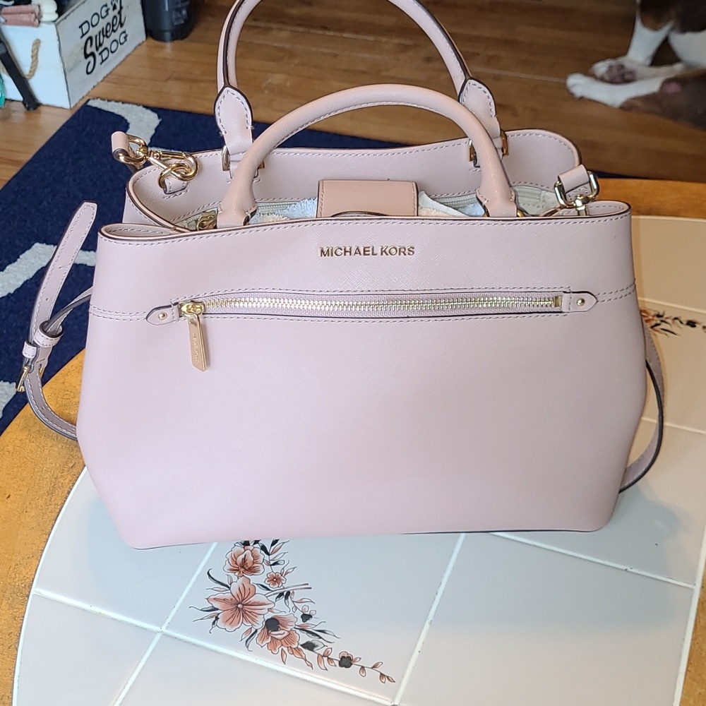 Michael Kors Large Blush Color Satchel.  Pre-loved.